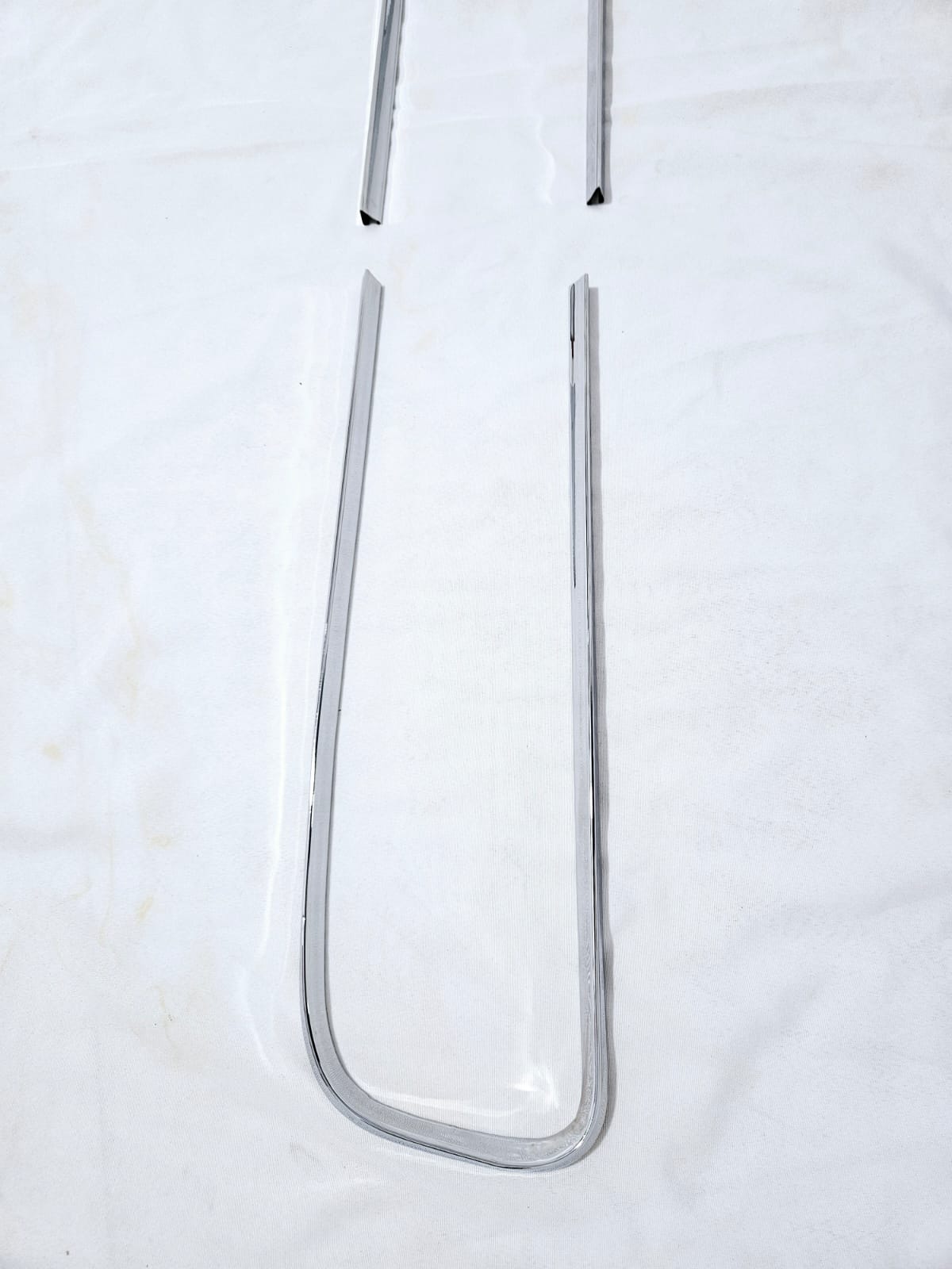 Frisos Contorno Da Grade Traseira Do Interlagos